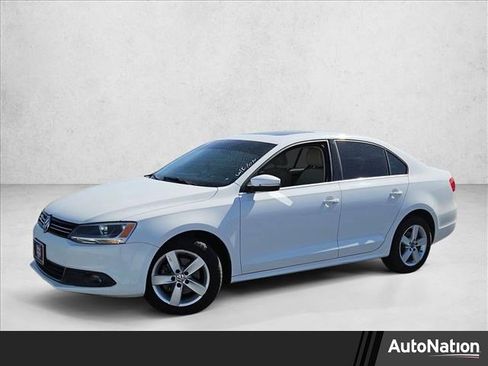 Used 2012 Volkswagen Jetta TDI image 1