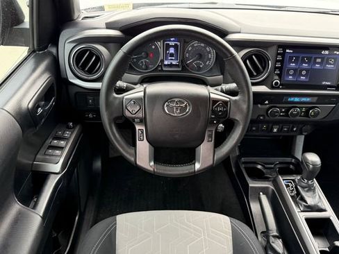 Used 2022 Toyota Tacoma TRD Sport w/ Technology Package RWD image 24