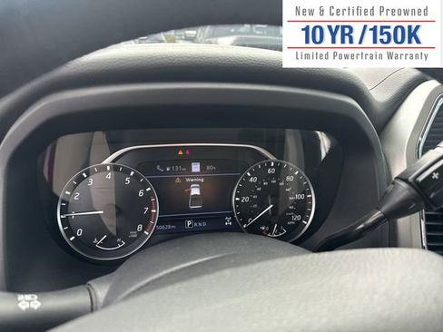 Used 2021 Nissan Titan SV w/ SV Convenience Package image 17