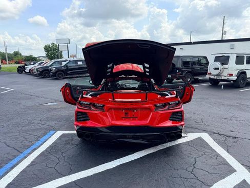 Used 2020 Chevrolet Corvette Stingray Coupe w/ Engine Appearance Package RWD image 42