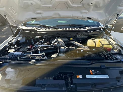 Used 2024 Ford F250 XLT image 25