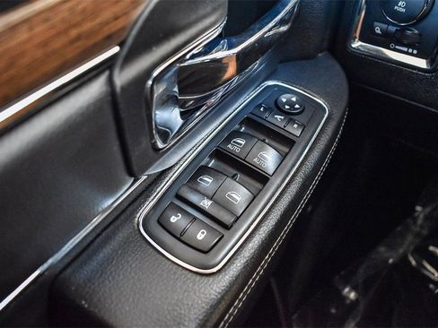 Used 2018 RAM 1500 Laramie w/ Convenience Group image 20