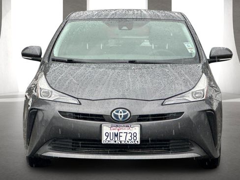 Used 2021 Toyota Prius LE image 9