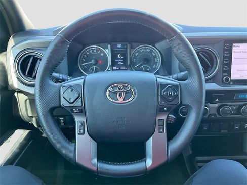 Used 2023 Toyota Tacoma TRD Off-Road image 11