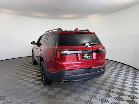 Certified 2023 GMC Acadia SLE w/ Driver Convenience Package image 9