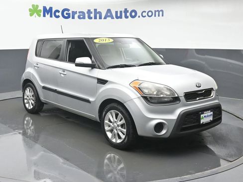 Used 2013 Kia Soul + w/ Audio Pkg image 2