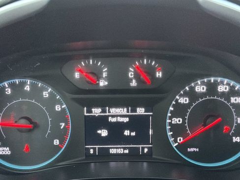 Used 2023 Chevrolet Malibu LT FWD image 23