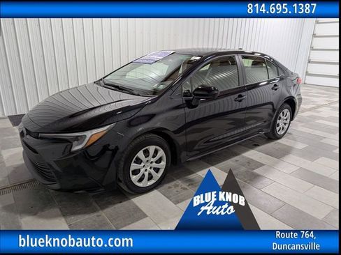 Used 2025 Toyota Corolla LE image 1