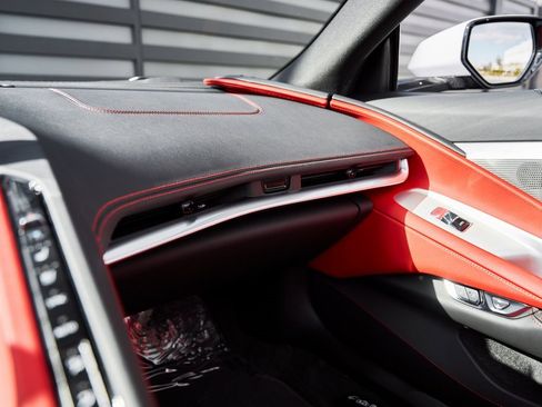 Used 2022 Chevrolet Corvette Stingray Preferred Conv w/ Z51 Performance Package image 61