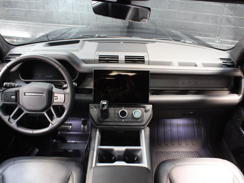 Used 2026 Land Rover Defender 110 X AWD/4WD image 35