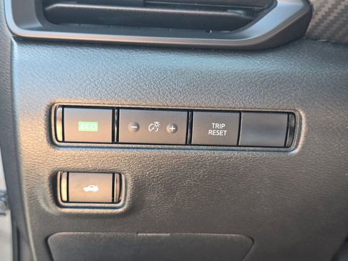 Used 2023 Nissan Sentra S FWD image 19