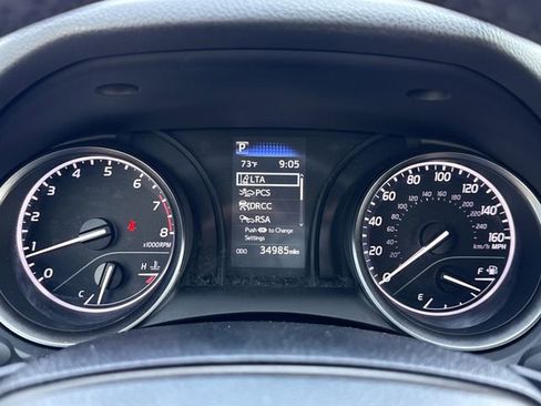 Used 2023 Toyota Camry SE image 13