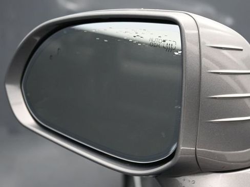 Used 2018 Genesis G90 3.3T Premium image 8