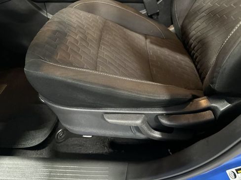 Used 2021 Nissan Kicks SV FWD image 18