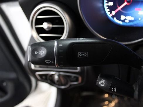 Used 2019 Mercedes-Benz C 300 4MATIC Sedan image 36