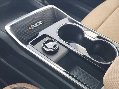 New 2026 Chevrolet Equinox ACTIV w/ Convenience Package III image 15