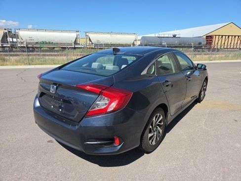 Used 2018 Honda Civic EX image 3