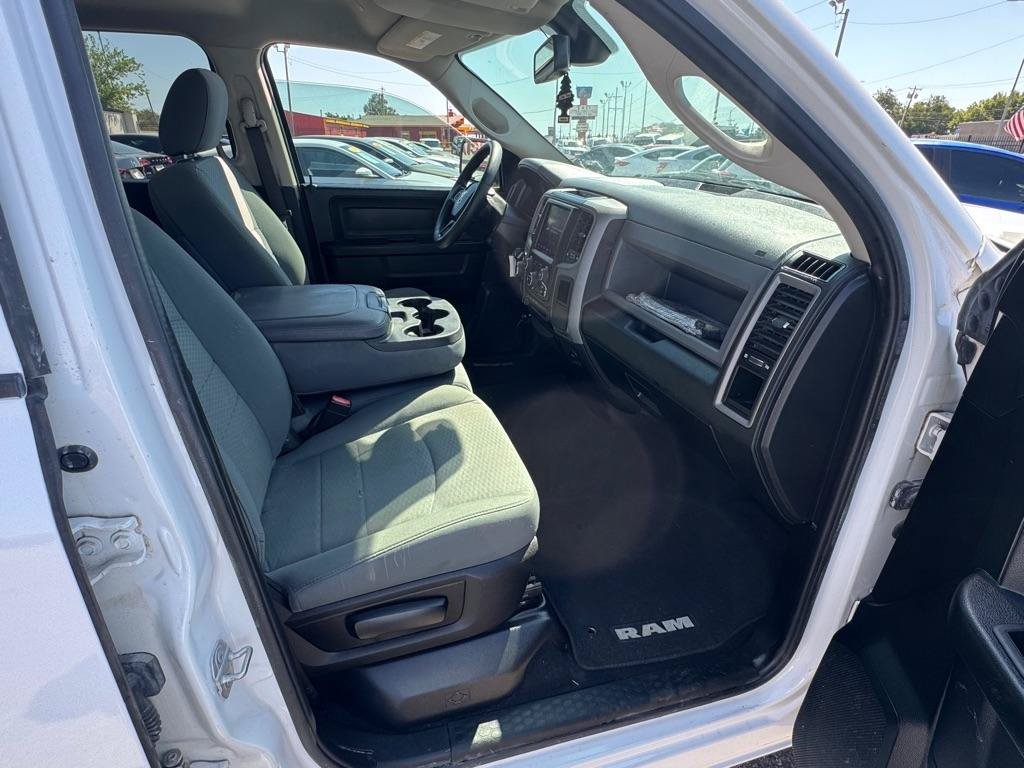 Used 2019 RAM 1500 Tradesman w/ Chrome Plus Package RWD image 13