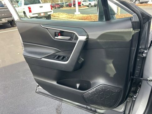 Used 2023 Toyota RAV4 XLE image 28