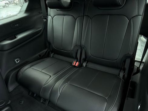 New 2026 Jeep Grand Cherokee L Limited AWD/4WD image 19