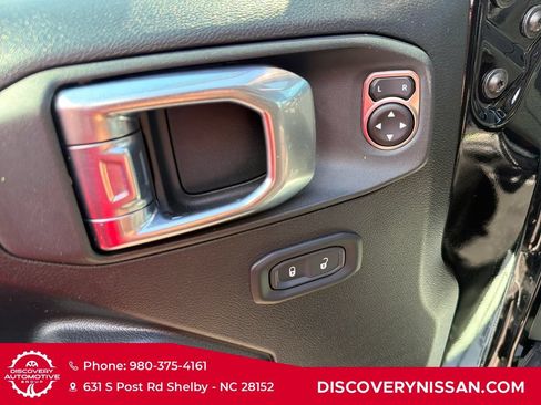 Used 2022 Jeep Wrangler Sport AWD/4WD image 10