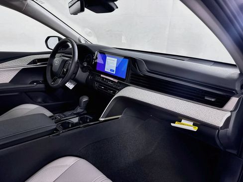 New 2026 Toyota Camry XLE AWD/4WD image 29