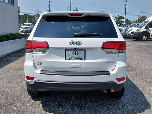 Used 2022 Jeep Grand Cherokee Laredo E RWD image 4