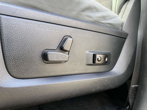 Used 2016 RAM 1500 Big Horn image 13