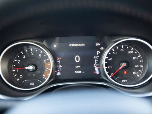 Used 2018 Jeep Compass Latitude w/ Popular Equipment Group image 11