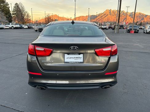 Used 2015 Kia Optima EX w/ EX Premium Package image 4