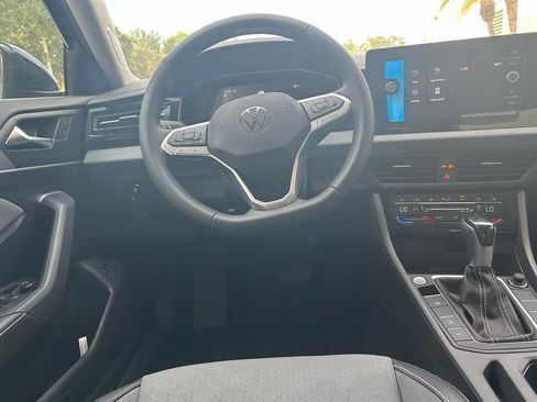 New 2026 Volkswagen Jetta SE FWD image 45