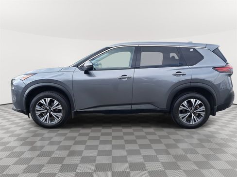 Used 2021 Nissan Rogue SV image 8