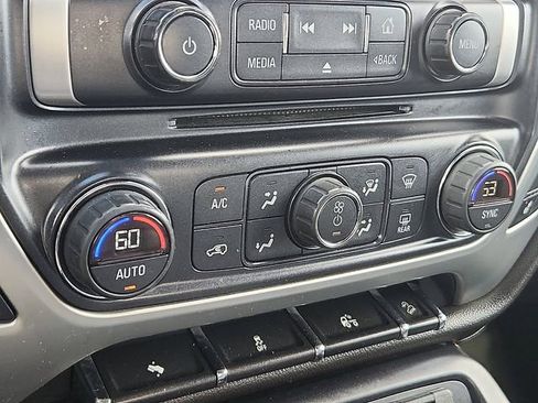 Used 2014 GMC Sierra 1500 SLT w/ Suspension Package, Off-Road AWD/4WD image 10