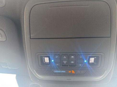 Used 2025 Ford Explorer ST image 15