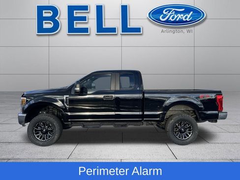 Used 2018 Ford F250 XL w/ STX Appearance Package image 7