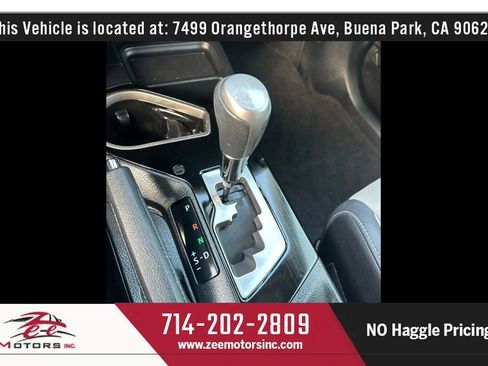 Used 2017 Toyota RAV4 Limited image 34