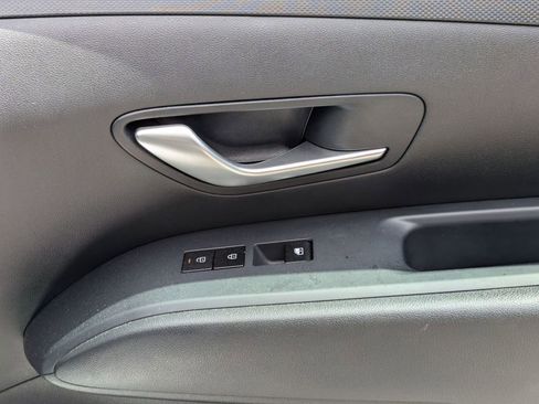 Used 2025 Hyundai Santa Cruz SEL FWD image 31