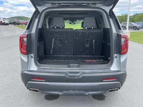 Used 2023 GMC Acadia AT4 w/ Technology Package AWD/4WD image 5