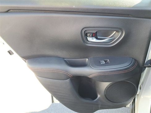 Used 2025 Honda HR-V Sport image 13