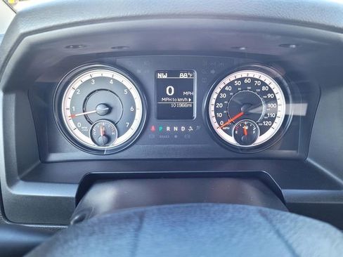 Used 2022 RAM 1500 Classic SLT image 21