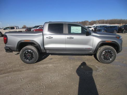 New 2026 GMC Canyon AT4 image 3