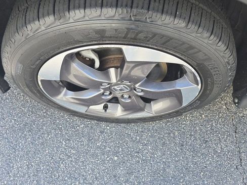Used 2018 Honda HR-V EX image 27