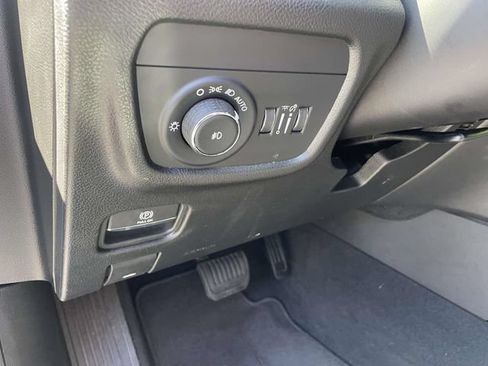 Certified 2025 Jeep Grand Cherokee Limited AWD/4WD image 22