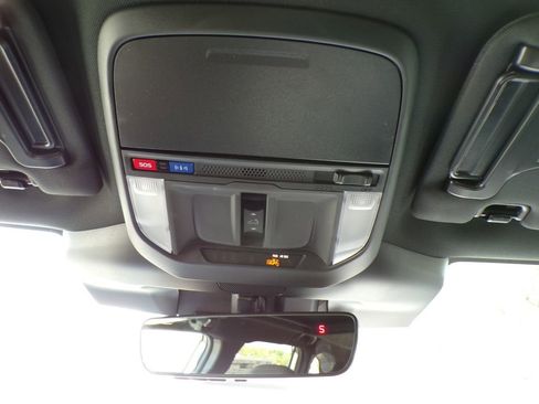New 2026 Subaru Forester Premium AWD/4WD image 31