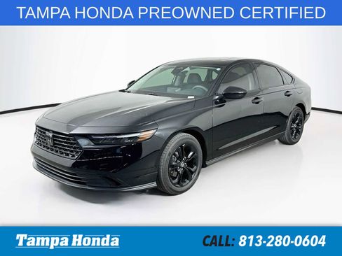 Certified 2025 Honda Accord SE image 1