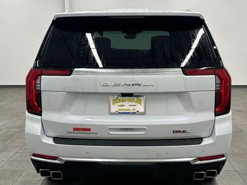 New 2026 GMC Yukon Denali AWD/4WD image 3