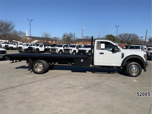 Used 2022 Ford F550 Regular Cab image 5
