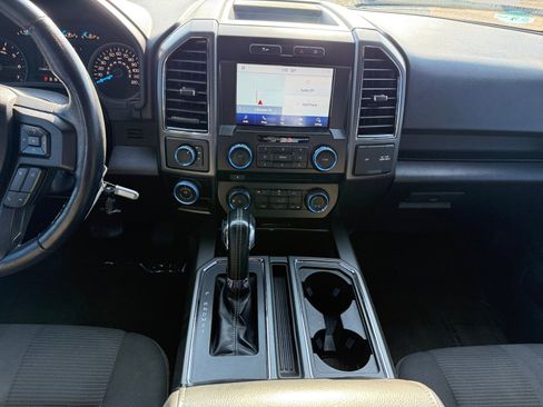 Used 2017 Ford F150 XLT w/ Equipment Group 302A Luxury image 11