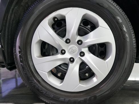 Used 2020 Toyota RAV4 LE w/ All Weather Liner Package AWD/4WD image 13