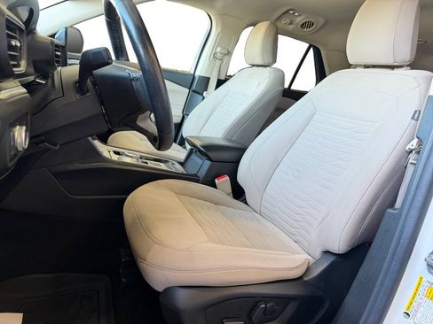 Used 2021 Ford Explorer XLT RWD image 25